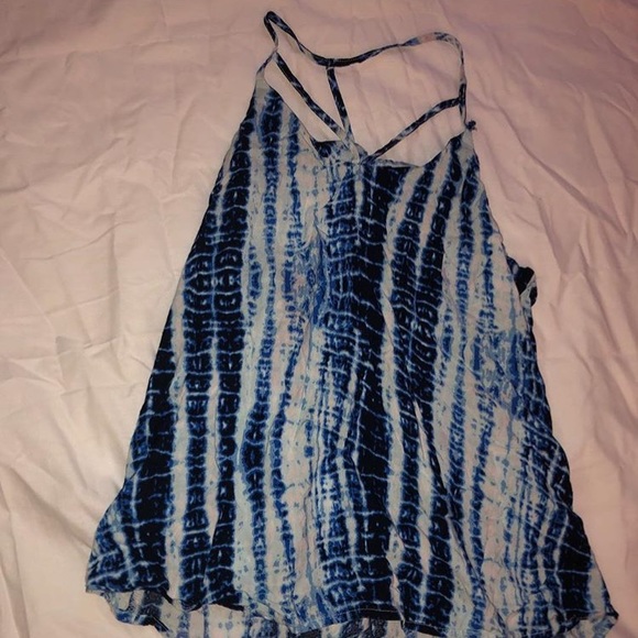 blue tie-dye v-neck crop cut T-back tank top - Picture 3 of 7